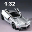 SLR 772S Modelo de carro de brinquedo Corpo de liga Pneus de borracha Diecast Supercarros Modelos Portas abertas Som Luz Brinquedos para crianças Presentes