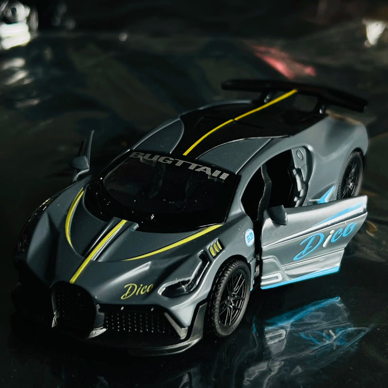 Bugatti modelo de carro de liga infantil, simulação de menino, modelo de carro que pode ser aberto, carro de brinquedo, novo enfeite famoso da internet