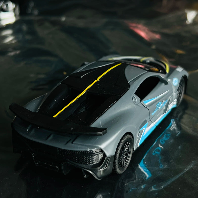 Bugatti modelo de carro de liga infantil, simulação de menino, modelo de carro que pode ser aberto, carro de brinquedo, novo enfeite famoso da internet