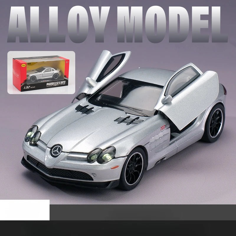 SLR 772S Modelo de carro de brinquedo Corpo de liga Pneus de borracha Diecast Supercarros Modelos Portas abertas Som Luz Brinquedos para crianças Presentes