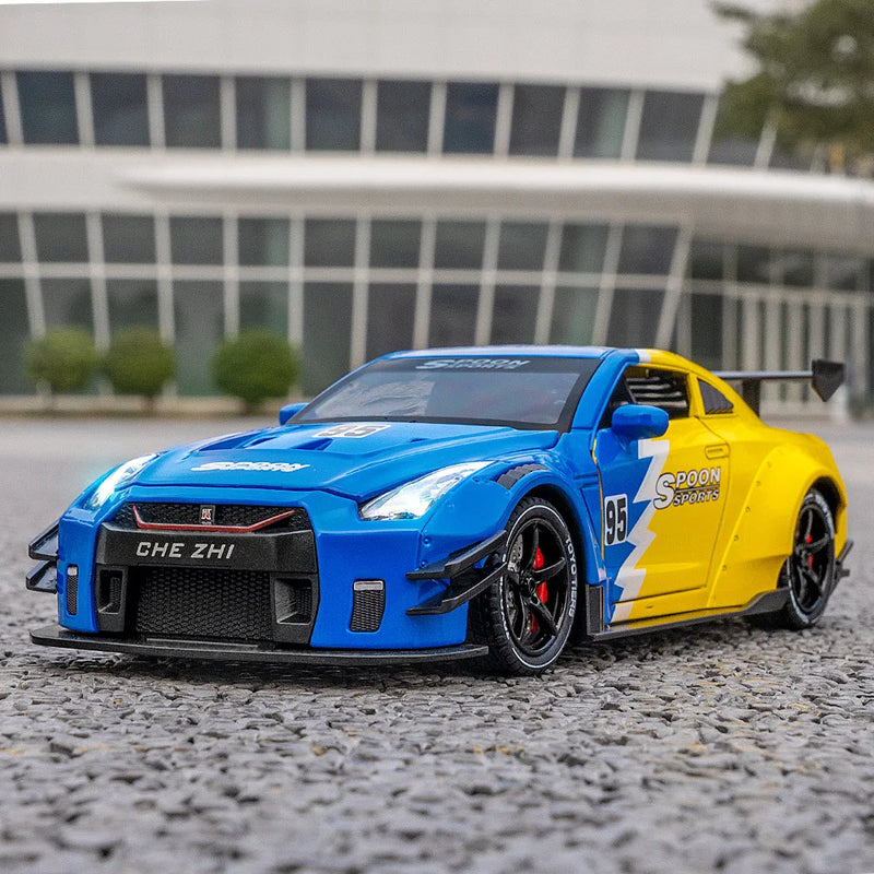 GTR Revuelto Carro de Liga de Brinquedo Miniatura Diecast Supercarro Portas Abertas Som Luz Puxar Volante Dianteiro Carros de Direção Presente para Criança