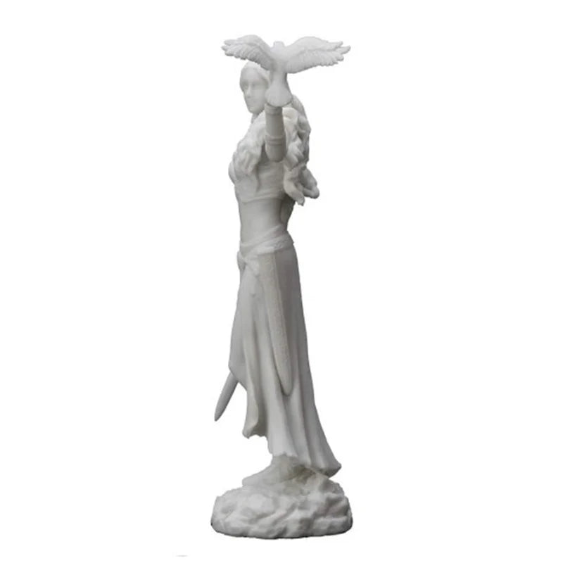 Estátua de Resina Morrigan – Deusa Celta da Guerra com Corvo e Espada | Acabamento Bronzeado para Decoração Mitológica