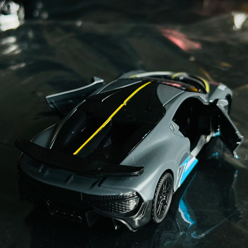Bugatti modelo de carro de liga infantil, simulação de menino, modelo de carro que pode ser aberto, carro de brinquedo, novo enfeite famoso da internet